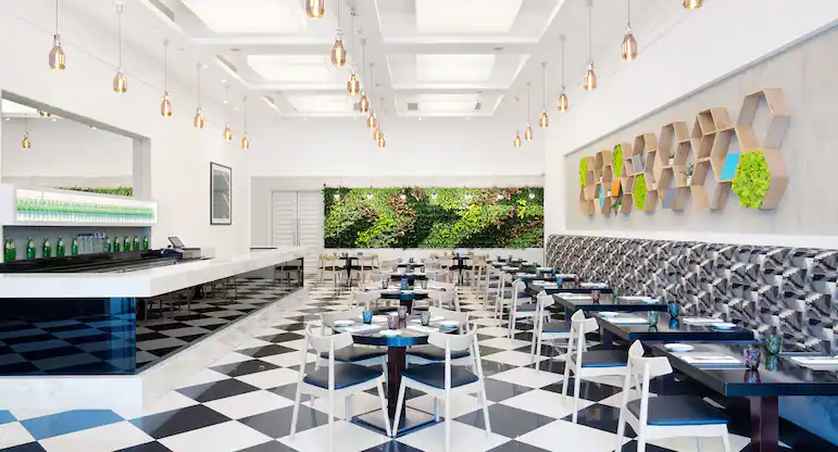 Bistro Domino - ibis Deira Creekside Dubai venue image