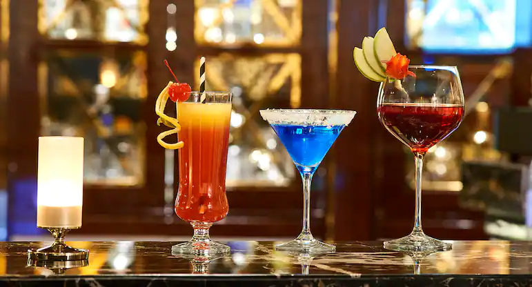 D70 Bar - Millennium Airport Hotel Dubai venue image