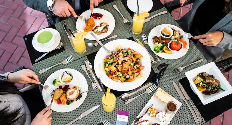 Day & Night - Mercure Dubai Barsha Heights Hotel Suites venue image