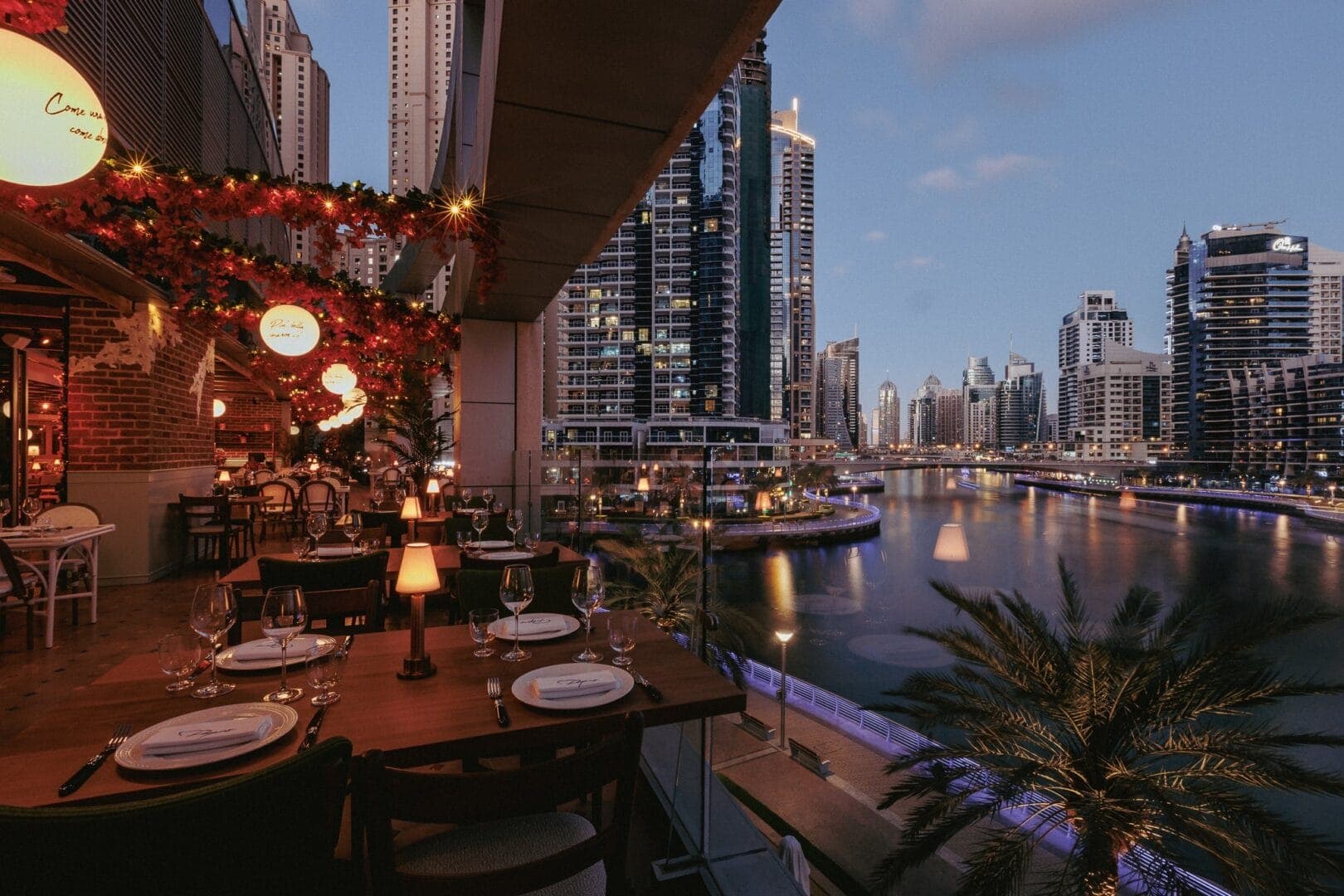 Papas Dubai - InterContinental Dubai Marina venue image