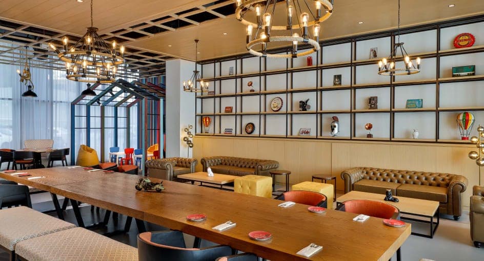 Revo Café - NH Collection Dubai the Palm venue image