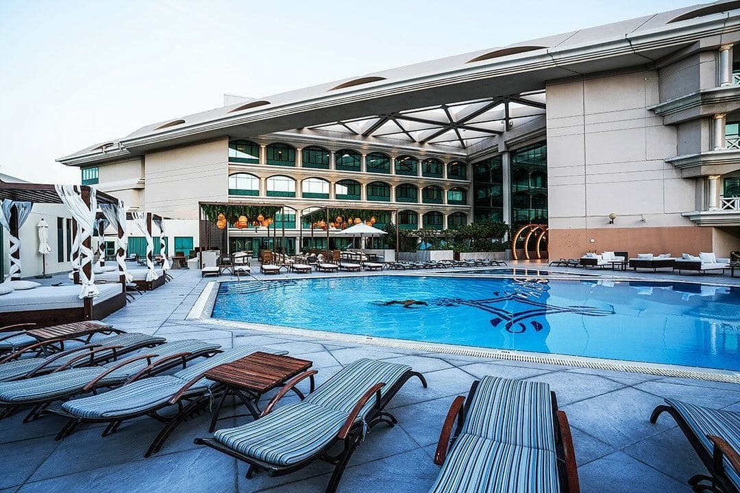 Taky Lounge - Mӧvenpick Grand Al Bustan venue image