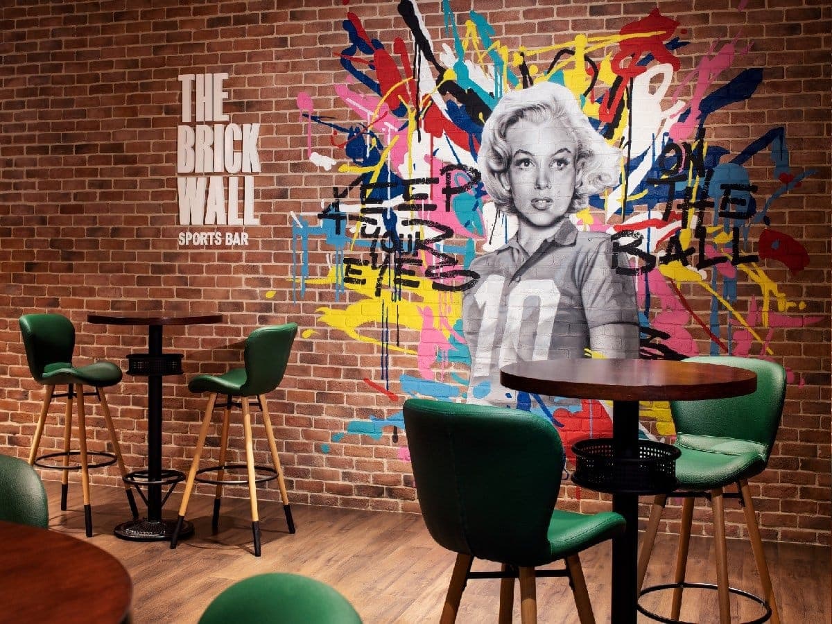 The Brick Wall - Holiday Inn Express Internet City venue image