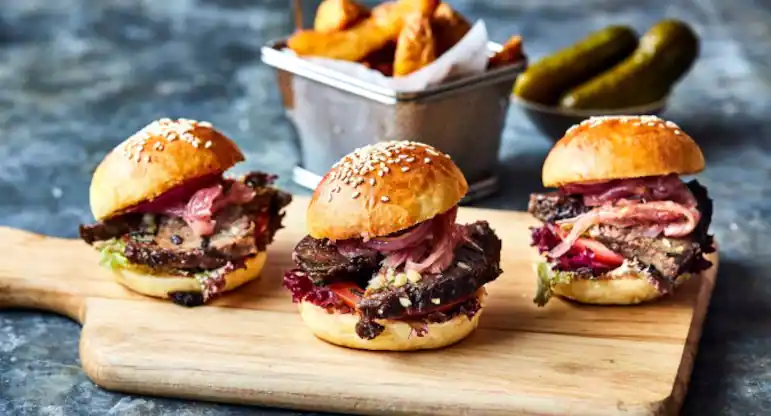 The Huddle Sports Bar and Grill - Citymax Hotel Bur Dubai venue image