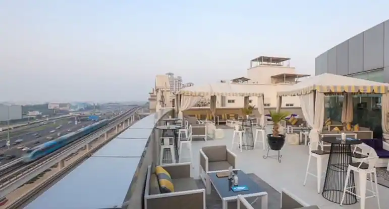 Xennya Terrace - Holiday Inn Dubai - Al Barsha venue image