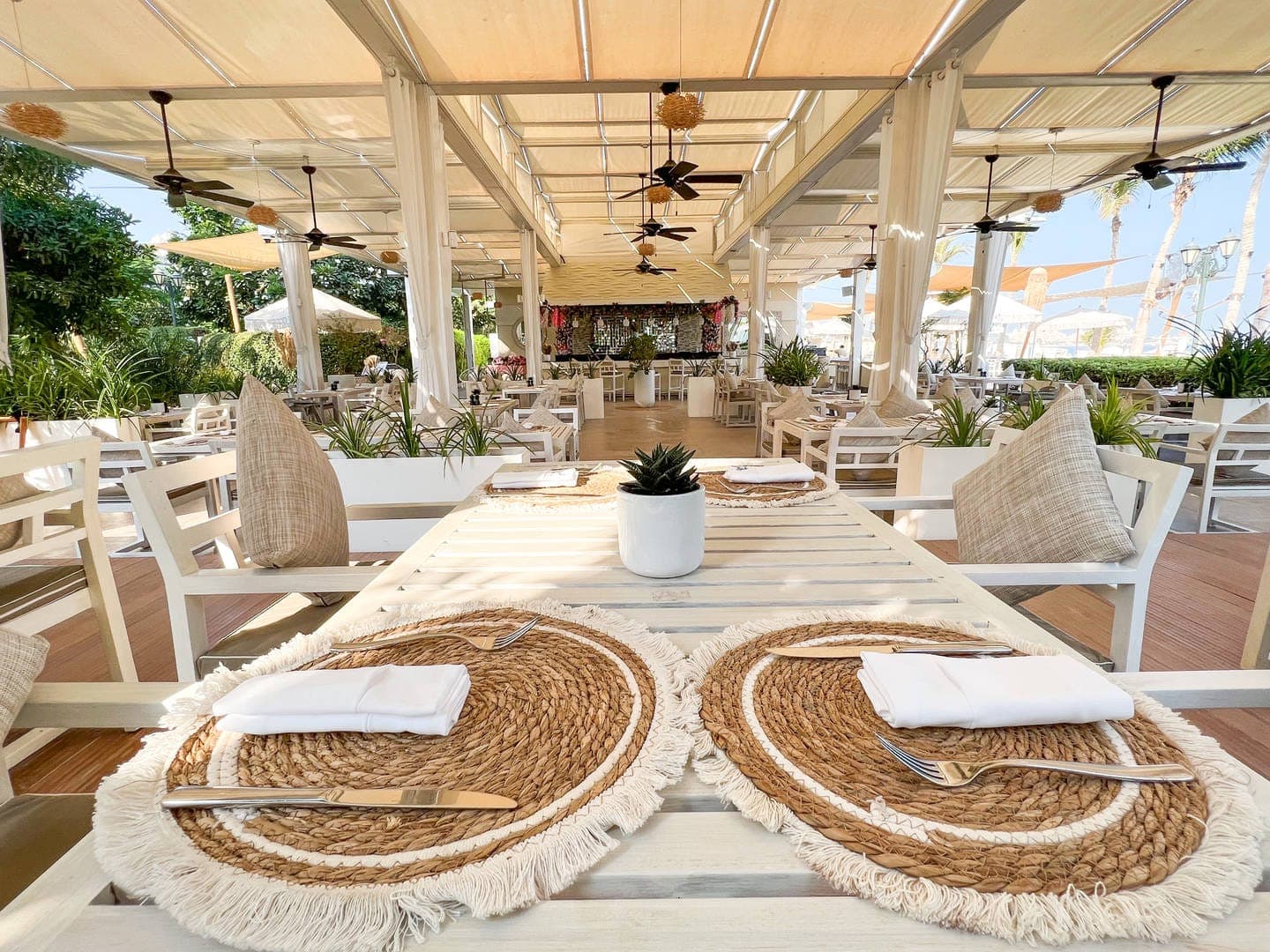 Zenzi Beach - Jumeirah Zabeel Saray venue image