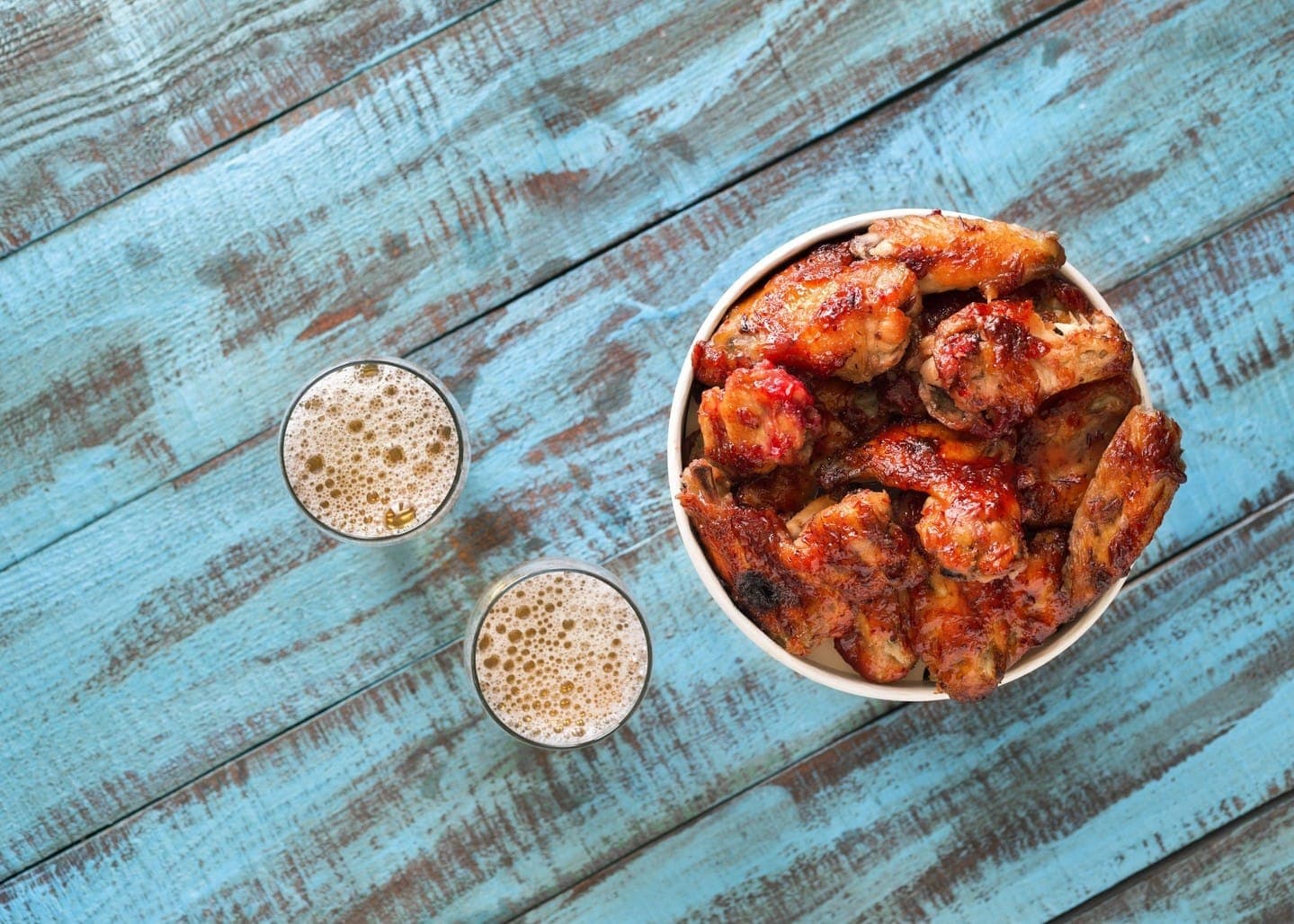 Bucket of Wings and a Beer deal image