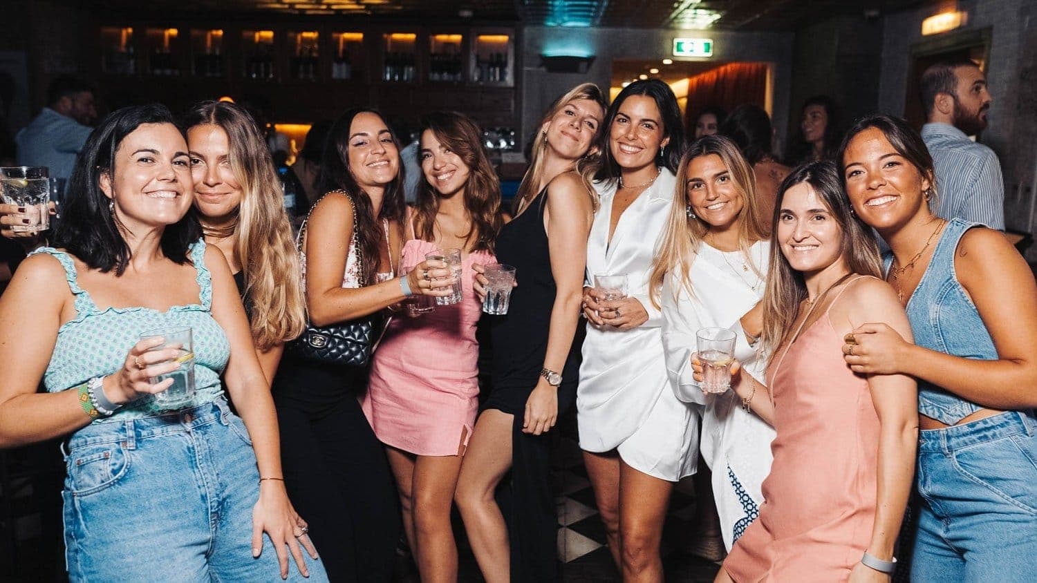 LAS CHICAS NIGHT deal image