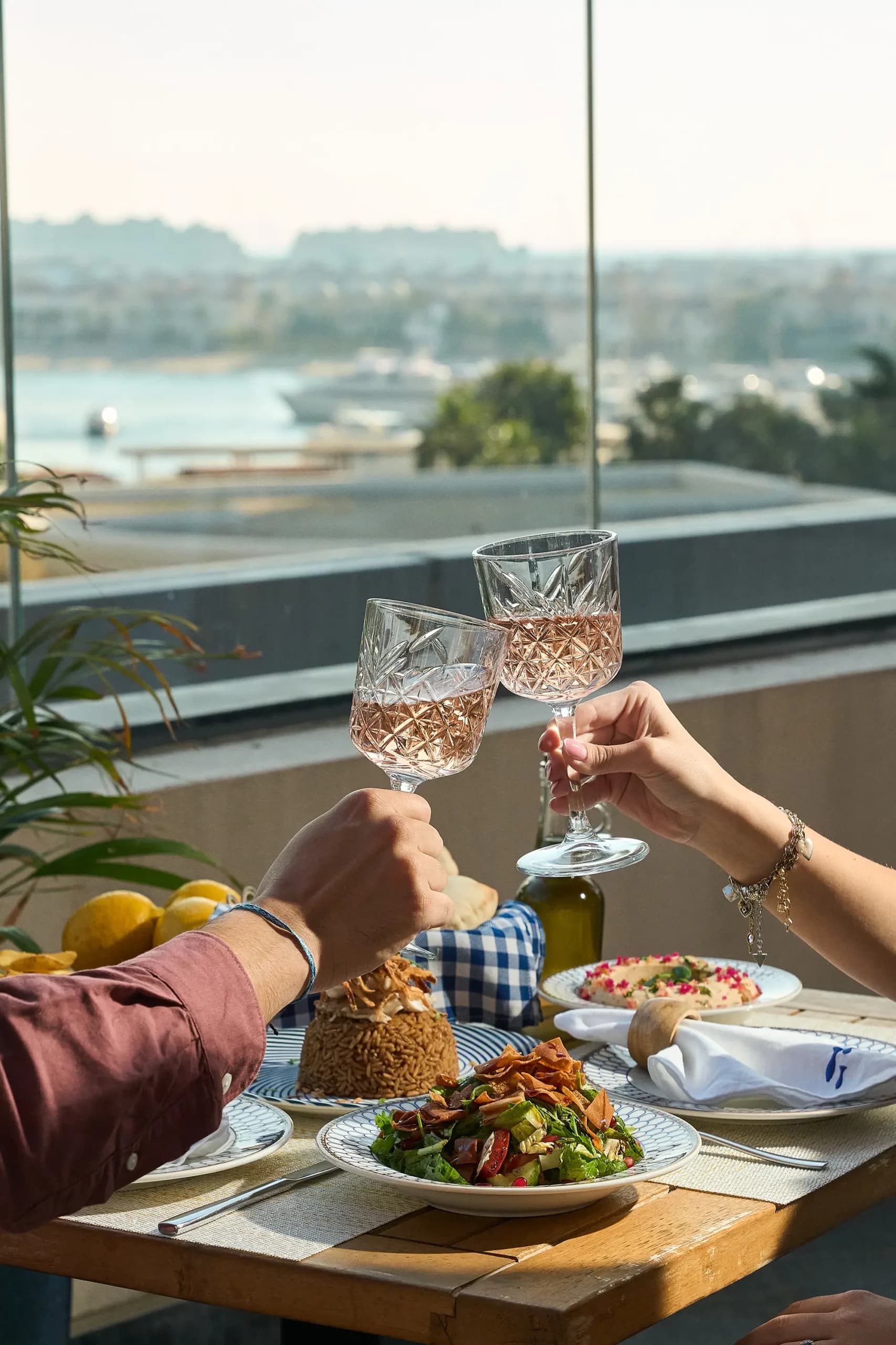 LUNCH EN TERRASSE deal image