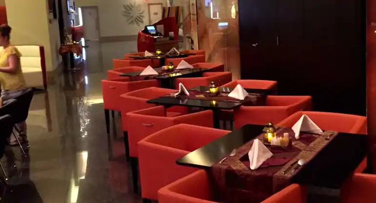Amici - ibis Mall Avenue Dubai venue image