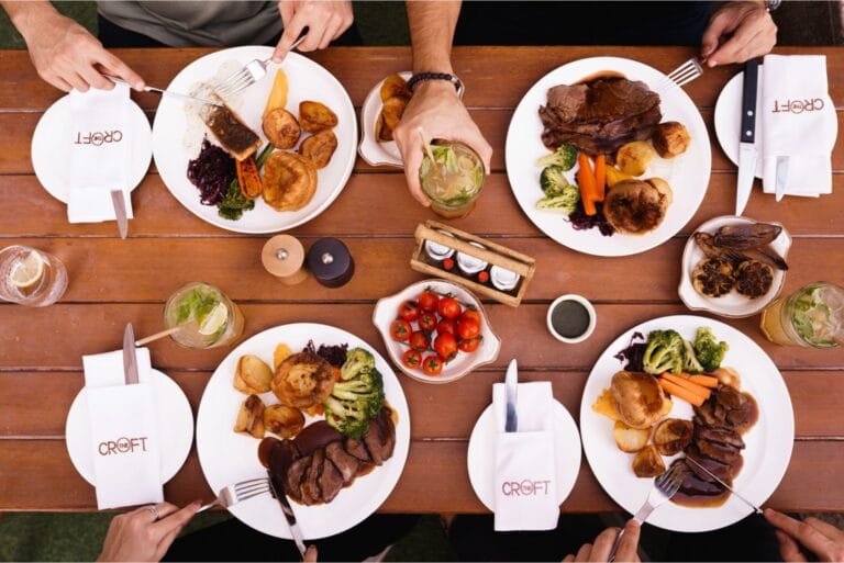 Sunday Roast The Croft Dubai Marriott Harbour Hotel & Suites dizzer